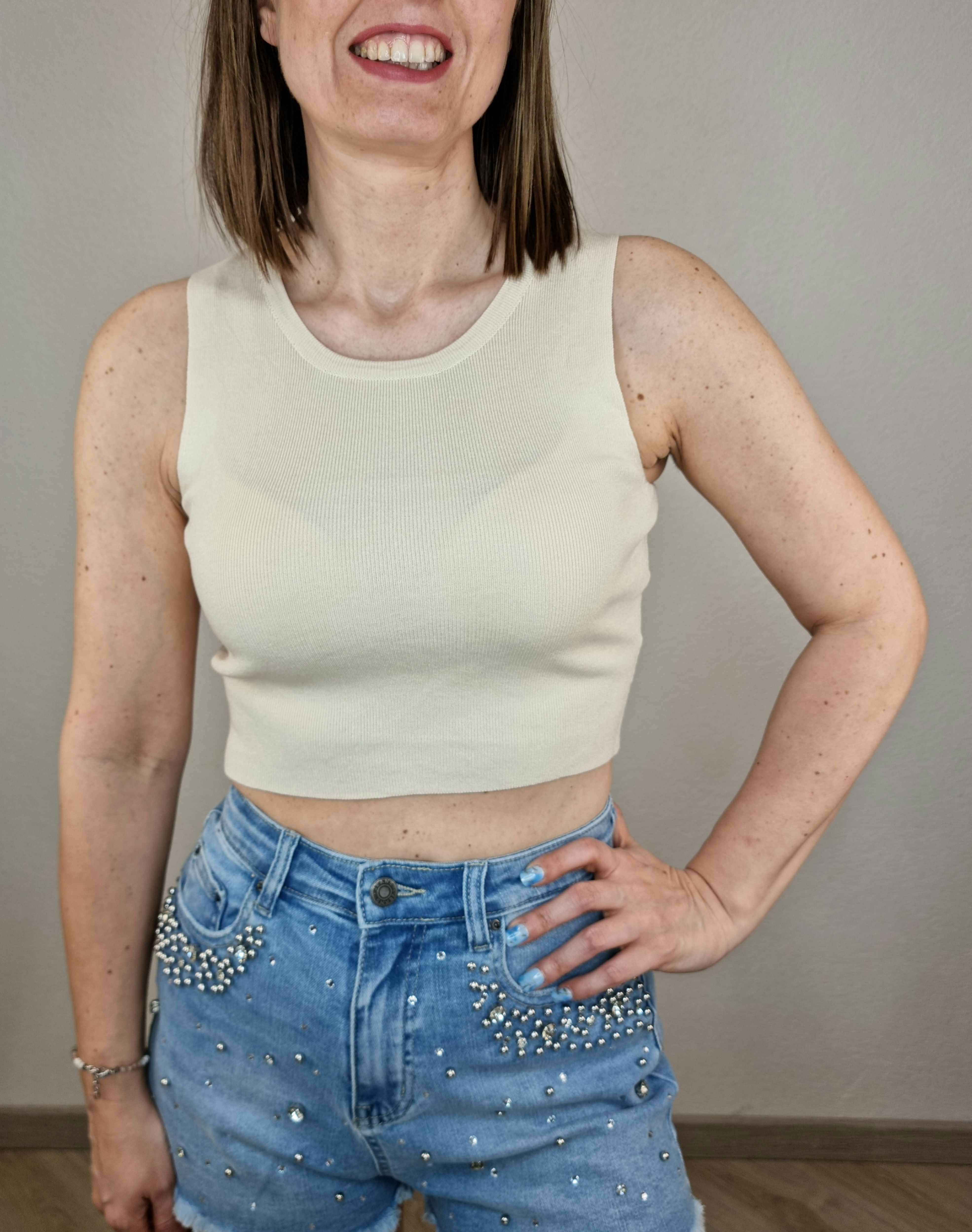 TOP CROP BEIGE