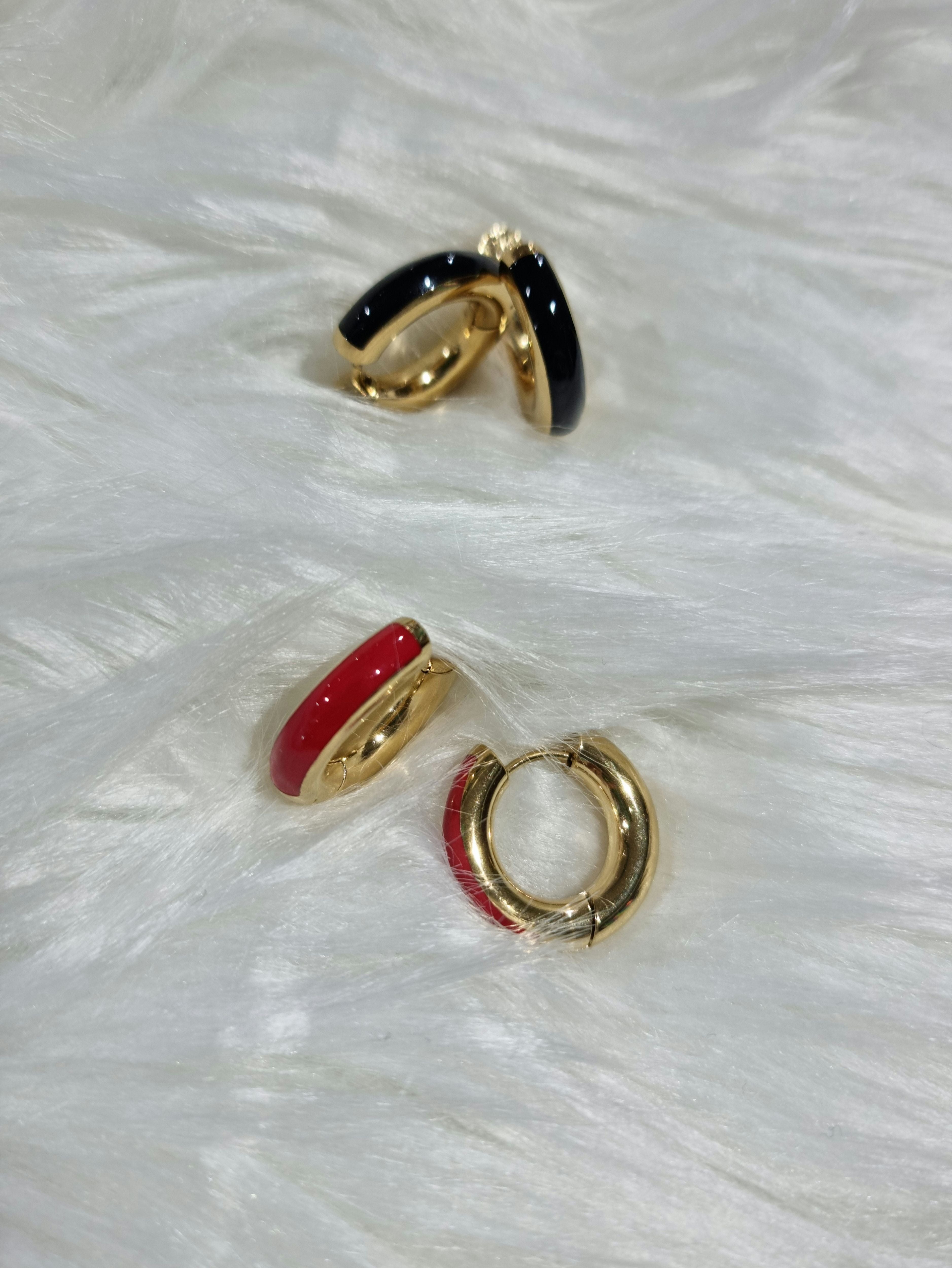 ORECCHINO ANELLO ROSSO