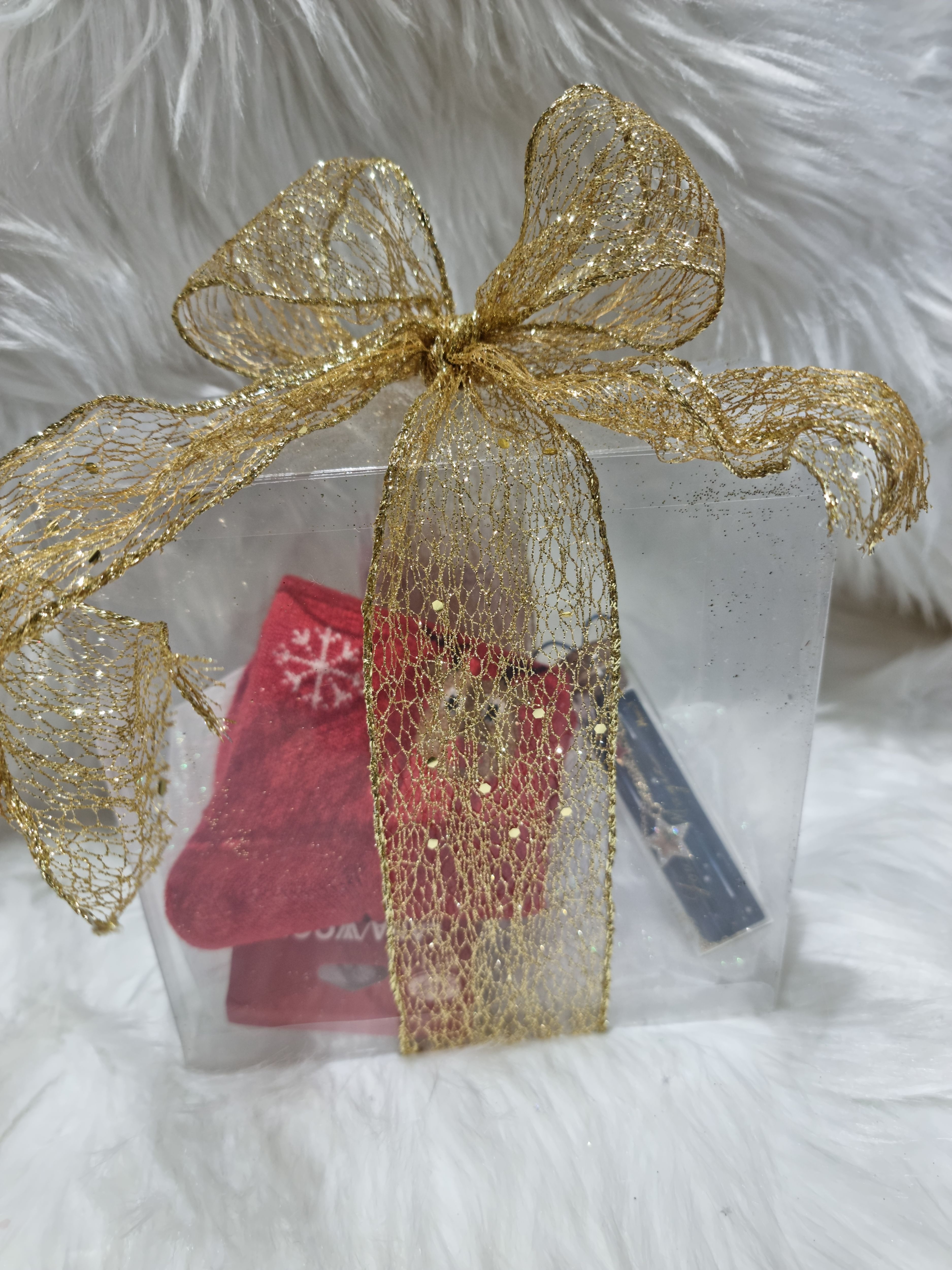 CONFEZIONE CALZINO IN LANA E CIONDOLO STELLA