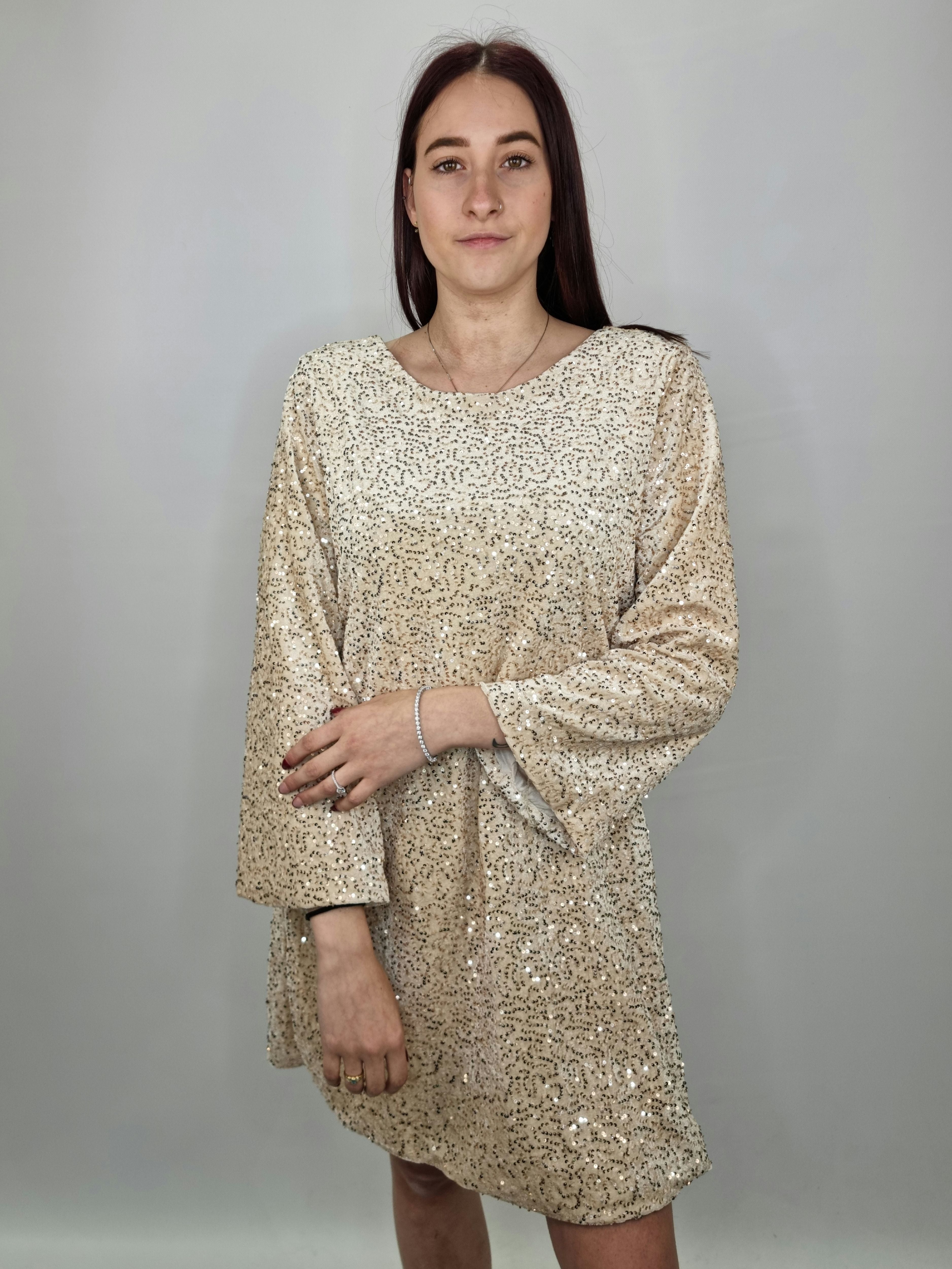 ABITO FIOCCO CHAMPAGNE