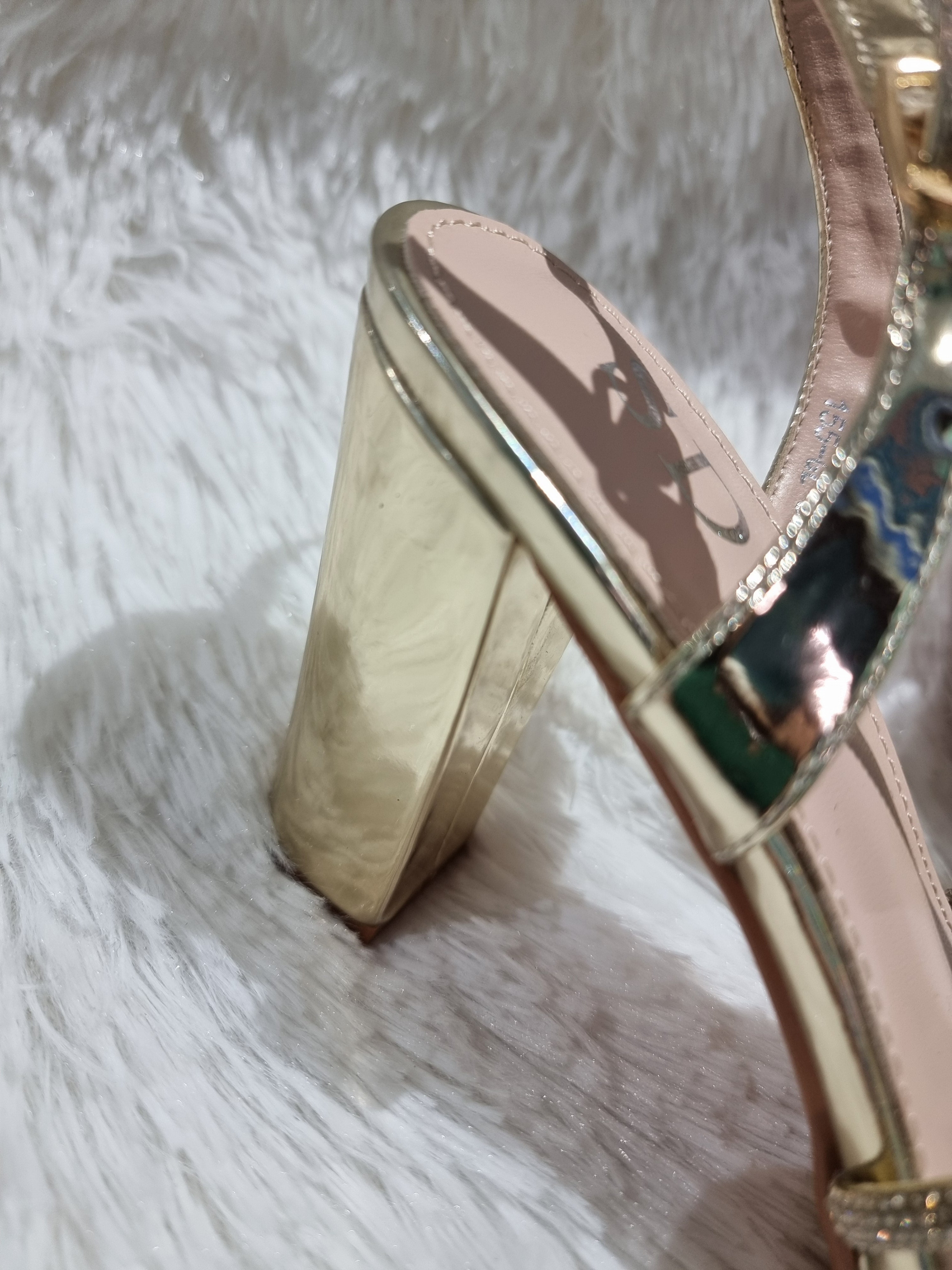 SANDALO STRASS GOLD