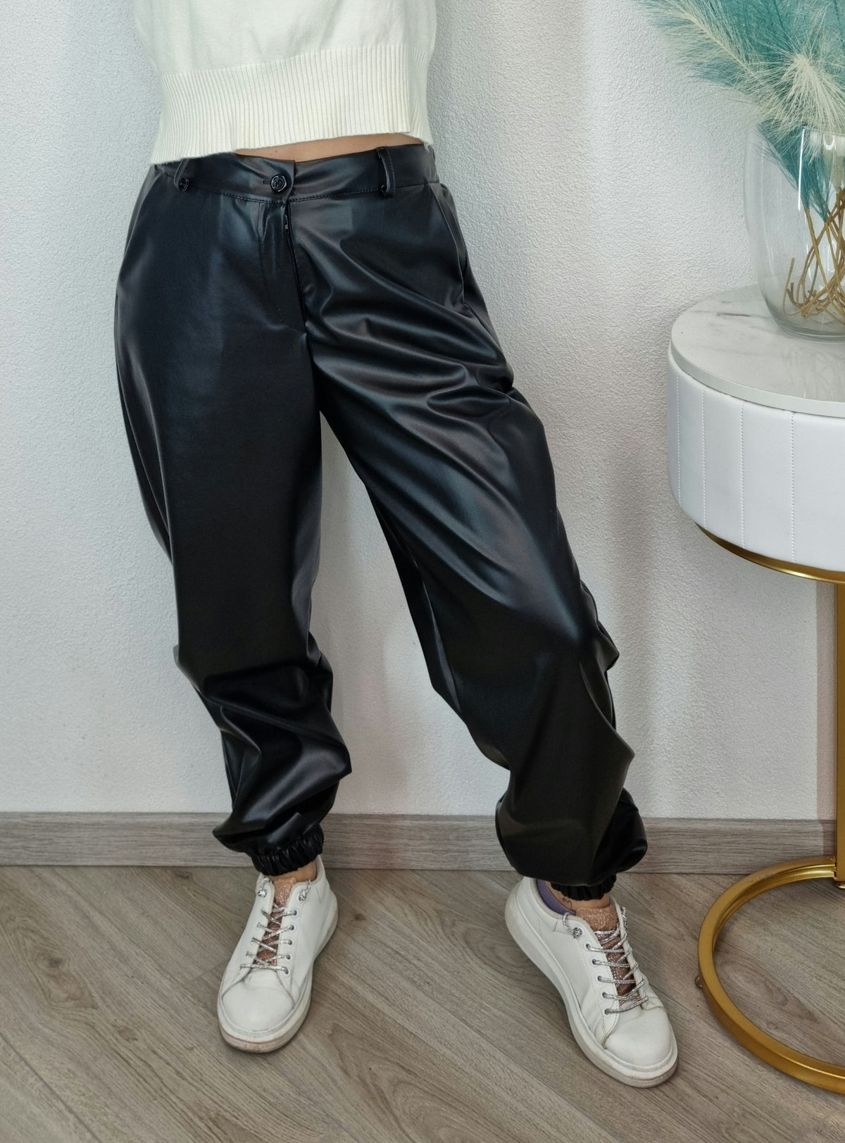 PANTALONE SIMIL PELLE NERO
