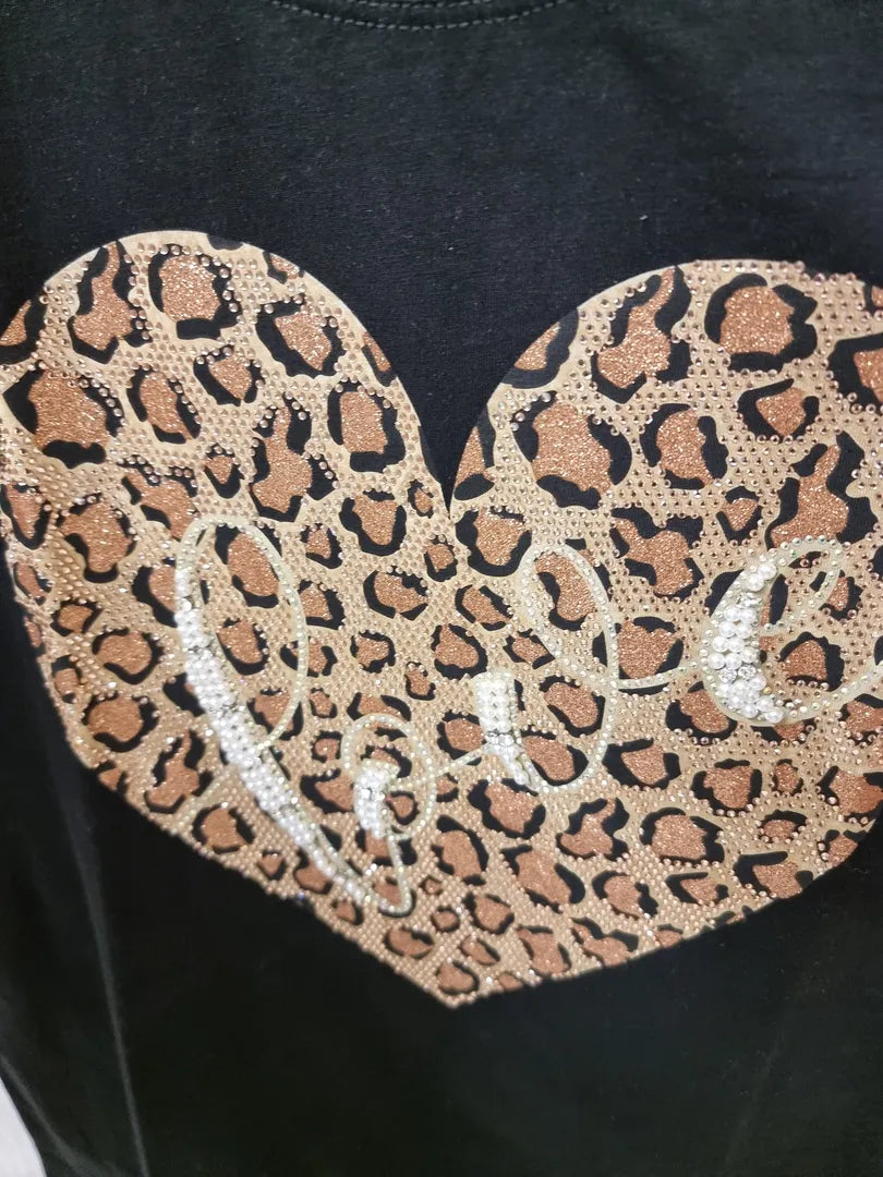 T-shirt cuore nera civico