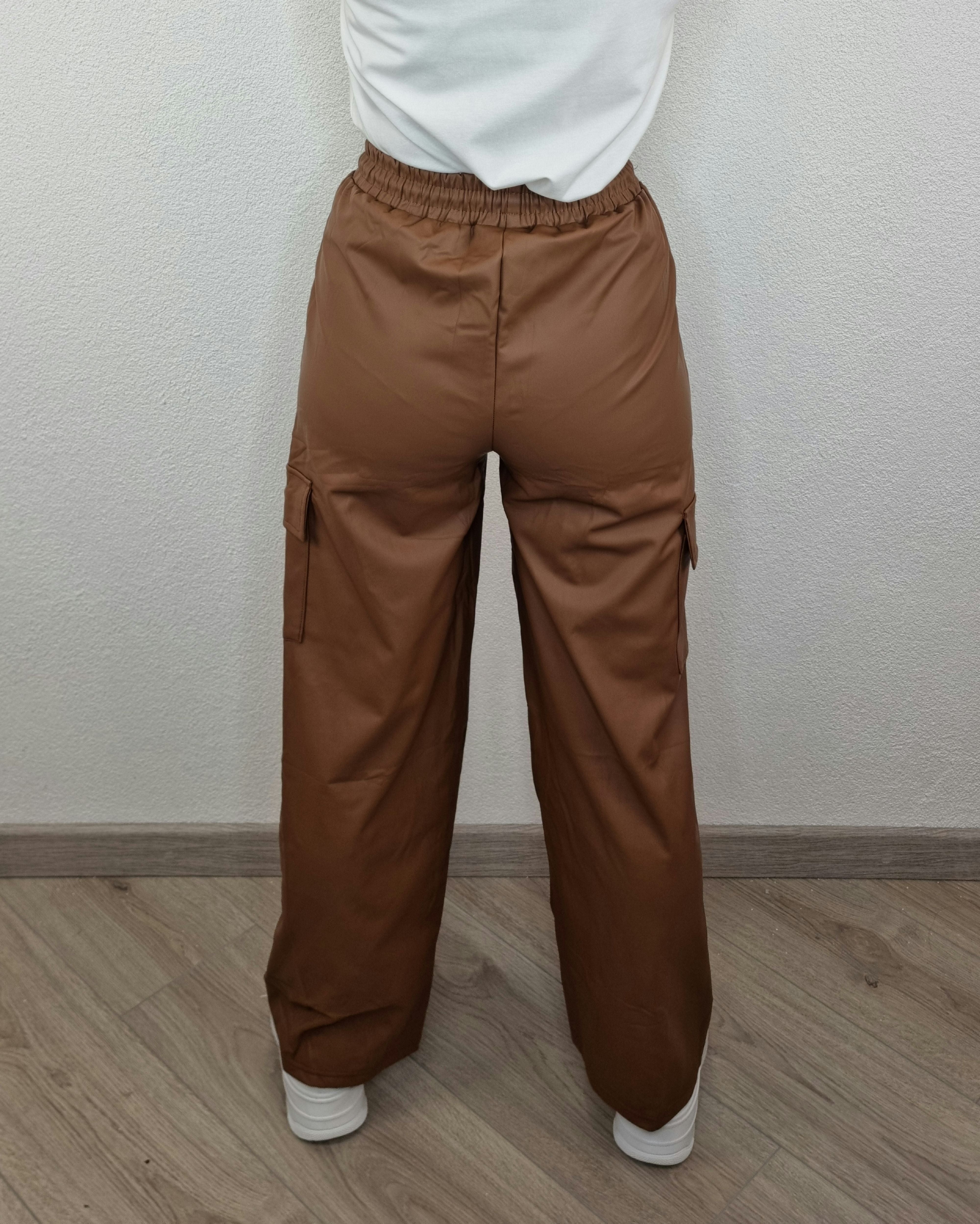 PANTALONE ECOPELLE CARGO CAMMELLO