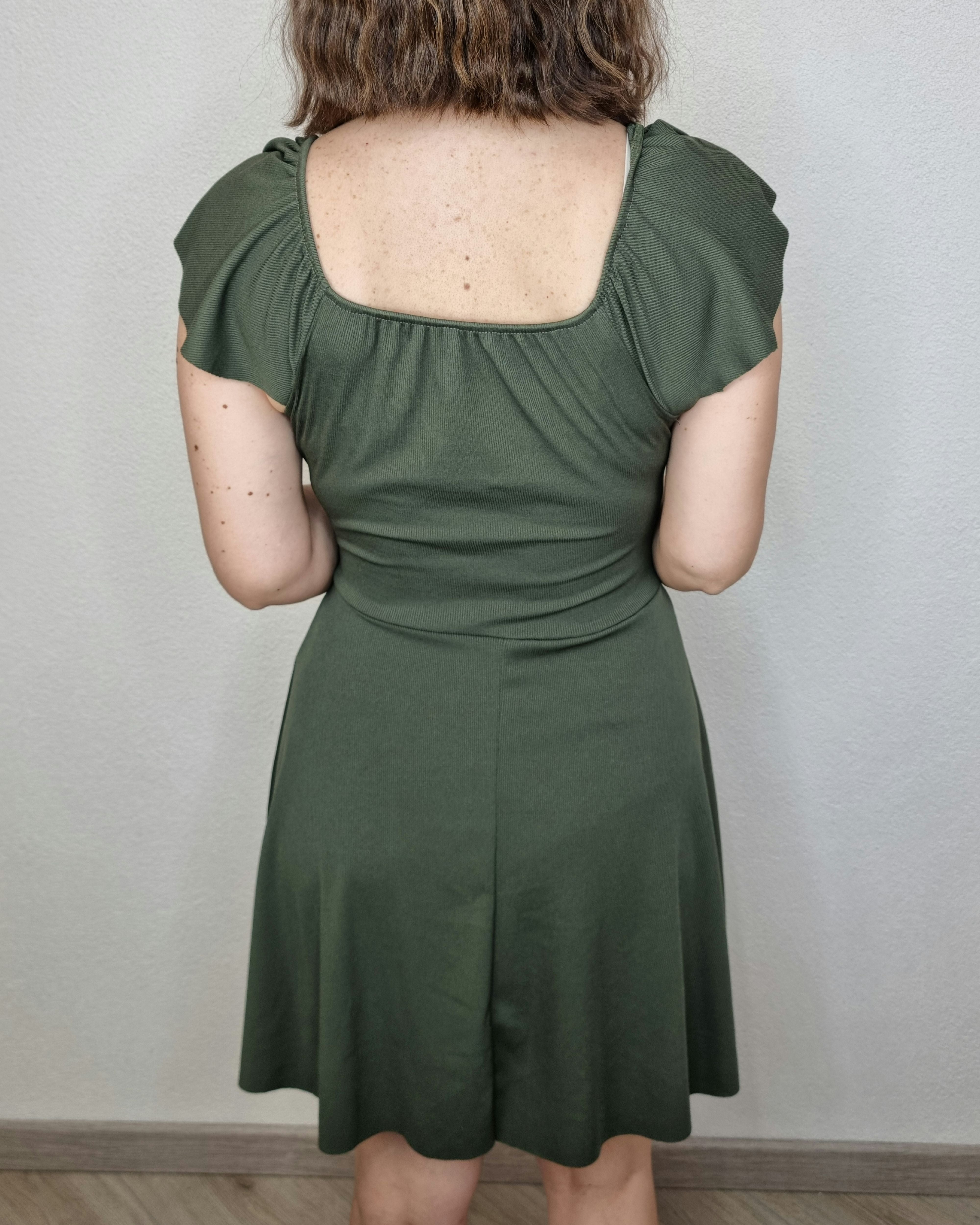 ABITO FIOCCO VERDE
