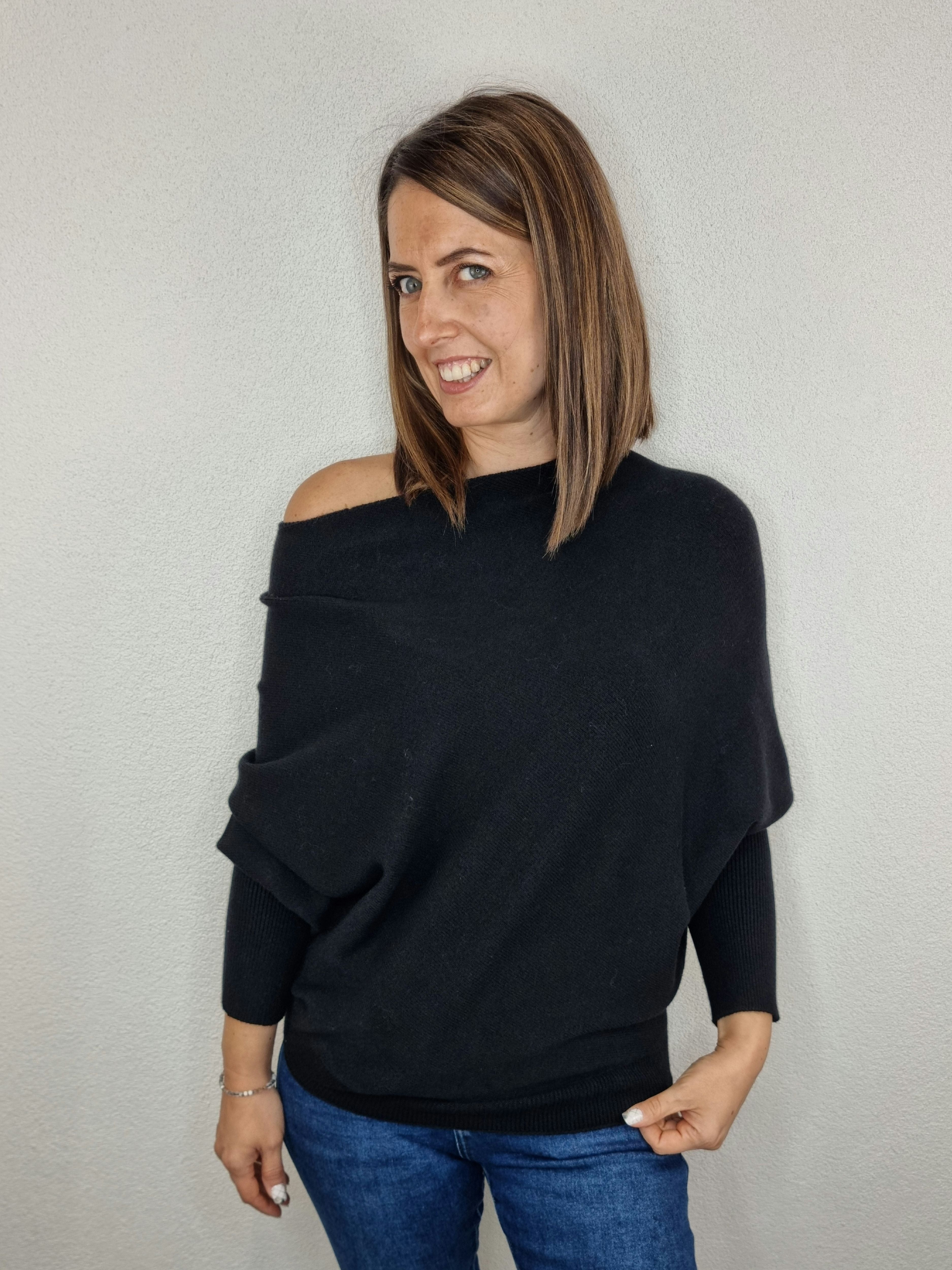 PULL CIVICO MANTY NERO