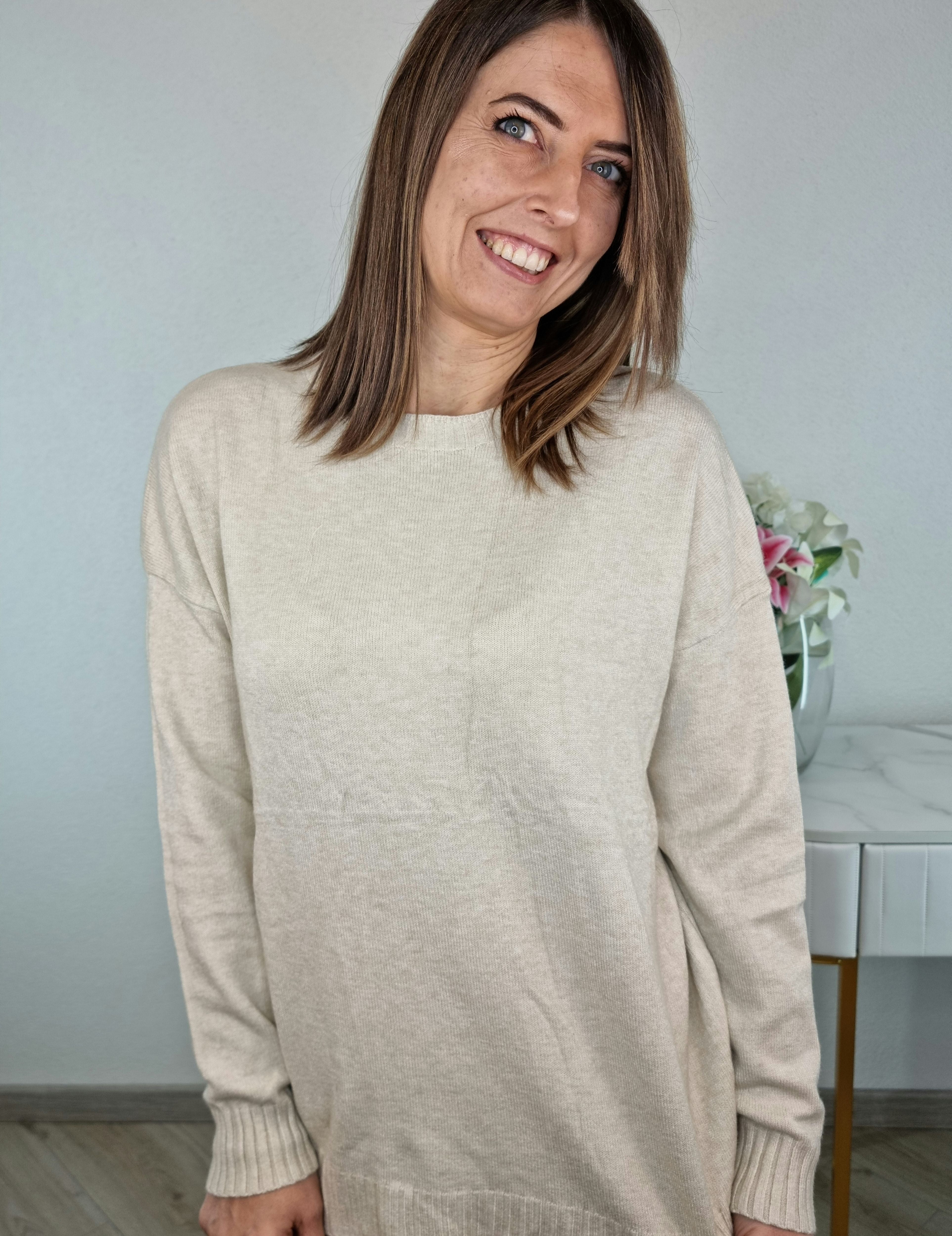 COMPLETO IN MAGLIA BEIGE