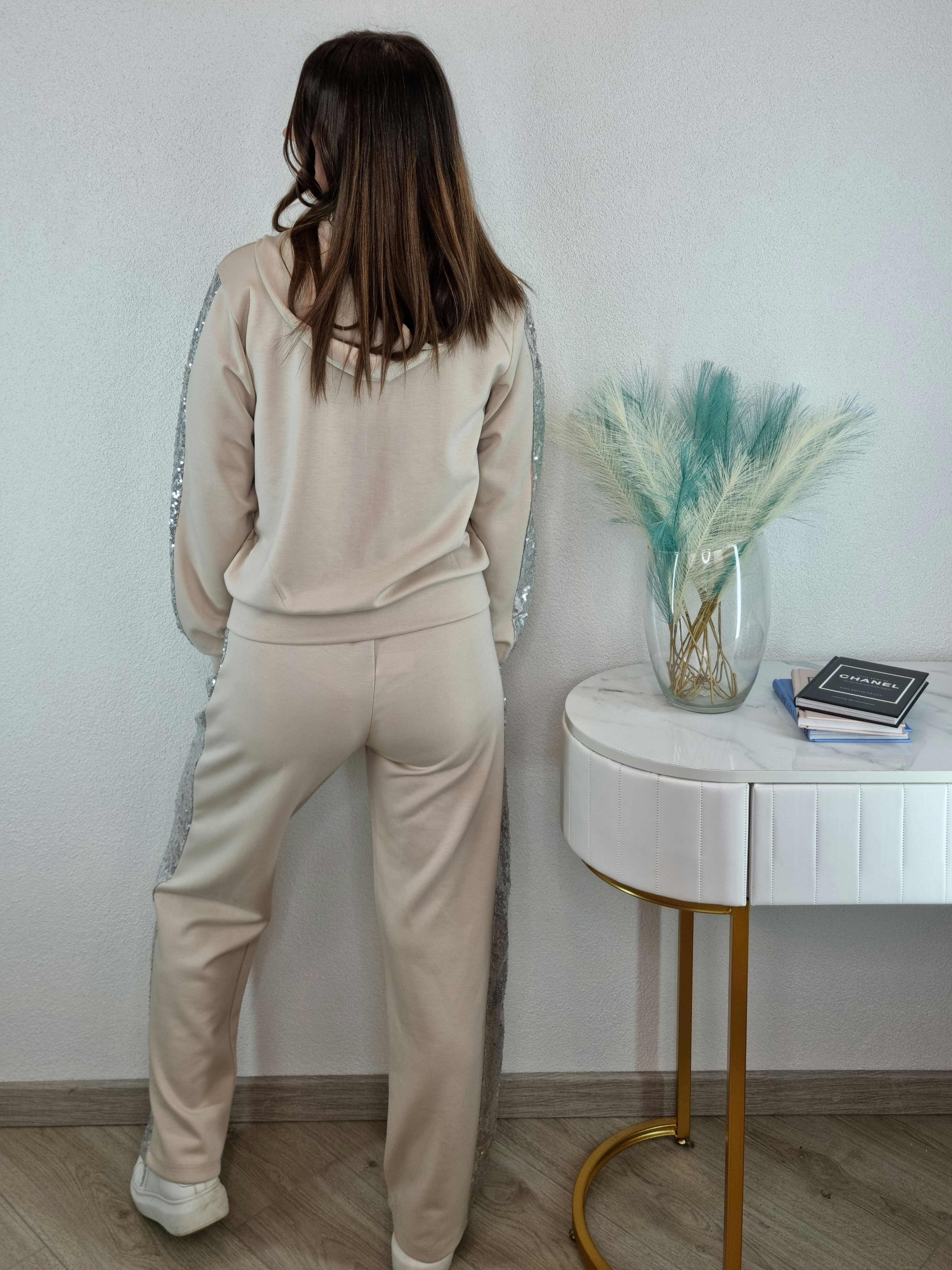 TUTA PAILLETTES BEIGE
