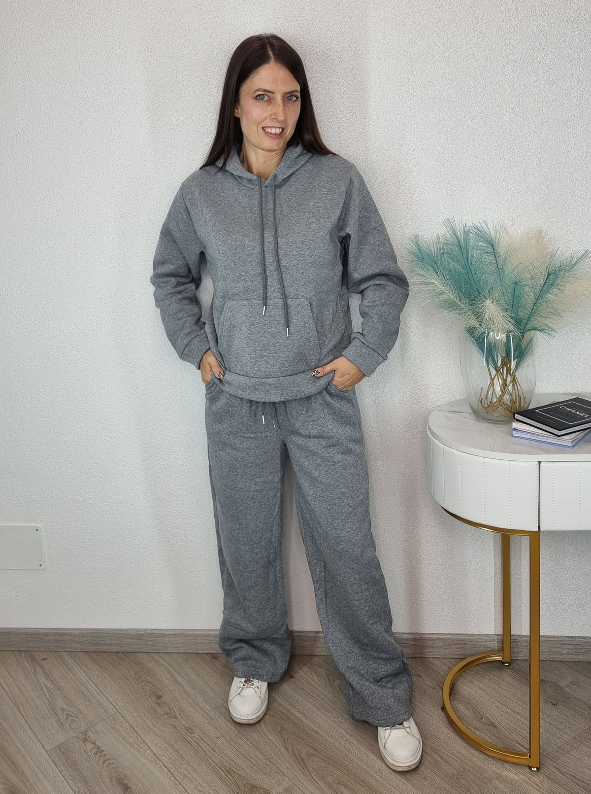 TUTA BASIC GRIGIA