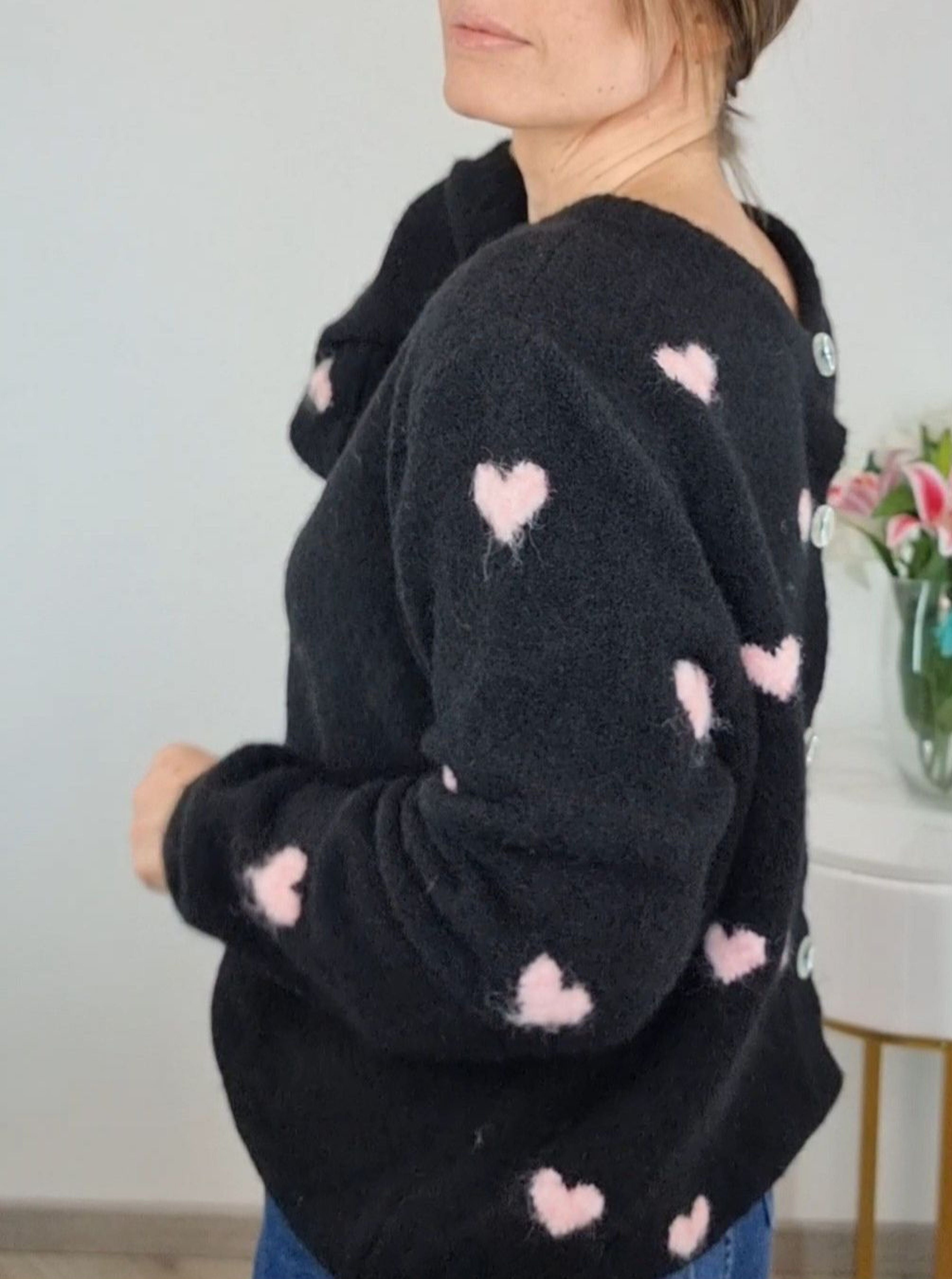 PULL CUORE NERO